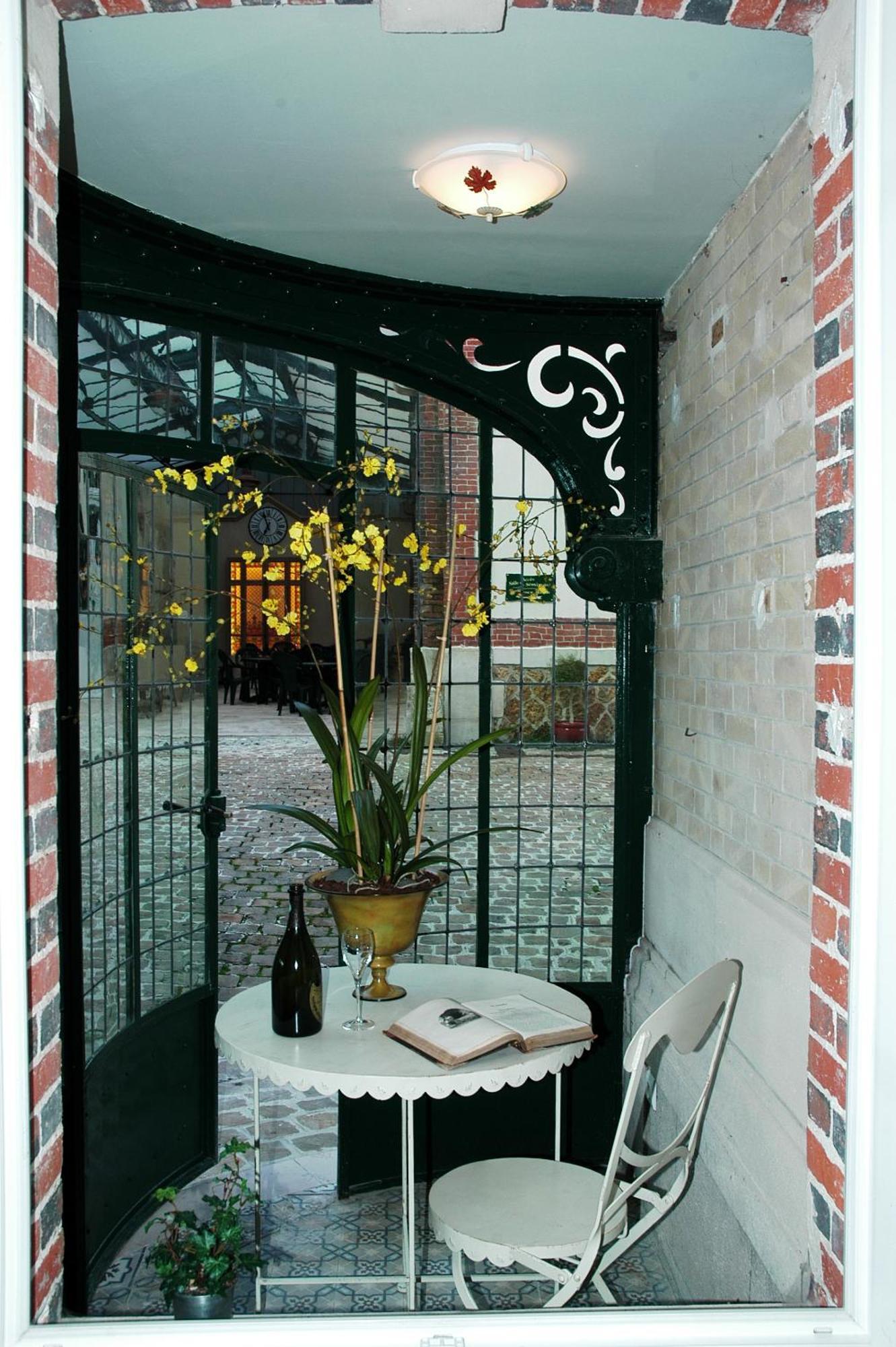 Hotel Castel Jeanson Ay-Champagne Exterior foto
