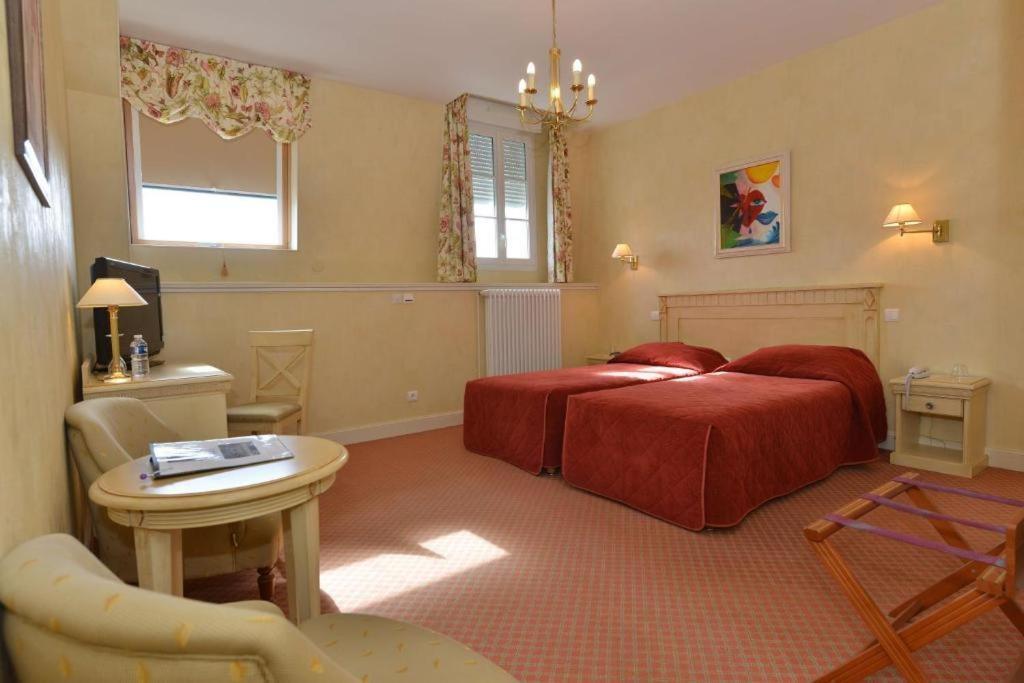 Hotel Castel Jeanson Ay-Champagne Quarto foto
