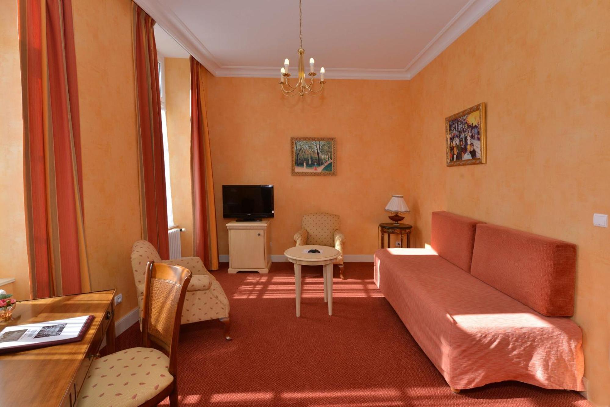 Hotel Castel Jeanson Ay-Champagne Quarto foto